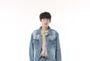 Collared Washed Button Denim Jacket / Mid Rise Flared Jeans
